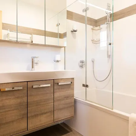Residenz Theresa Aparthotel 4*