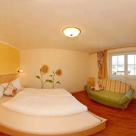 Residenz Theresa 3* Soll